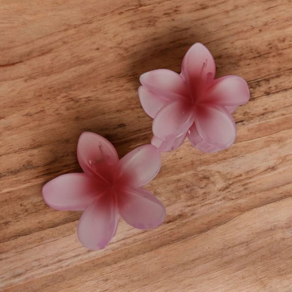 Cherry Blossom Faux Flower Clips – Elegant Pink Floral Accessories
