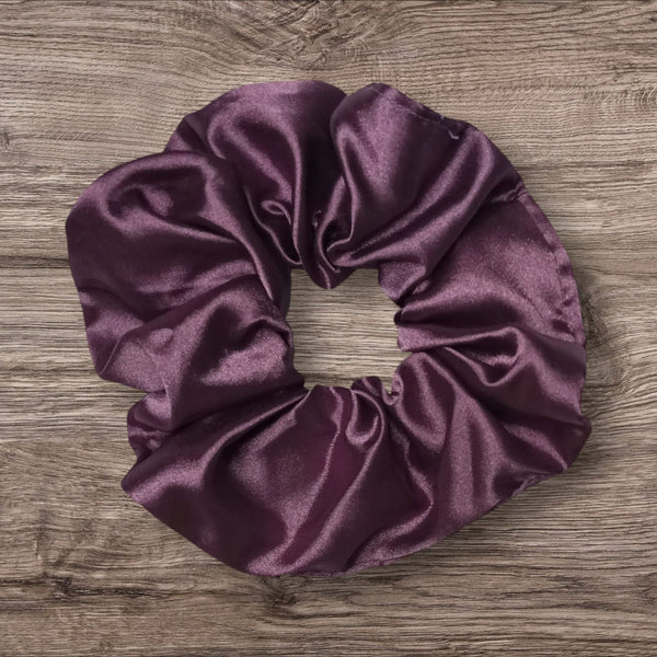 Luxurious Lilac Satin Hair Scrunchie – Elegant and Comfortable Hair Accessory