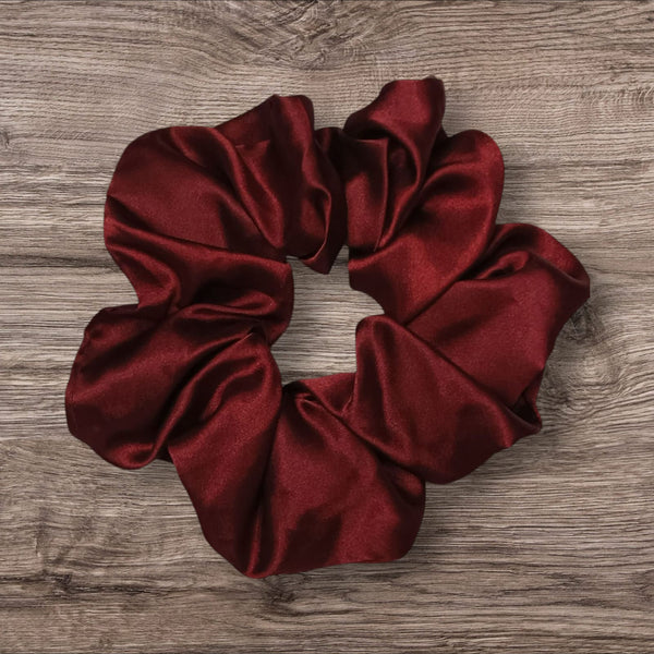 Luxurious Maroon Hair Scrunchie – Elegant and Comfortable Hair Accessory