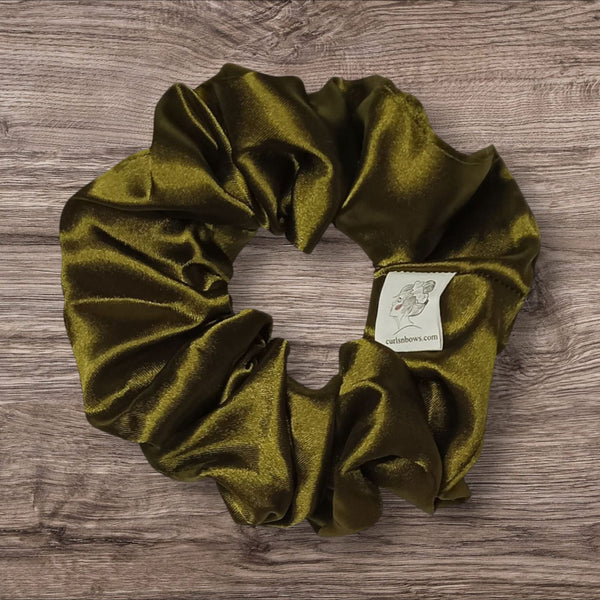 Luxurious Olive Green Satin Hair Scrunchie – Elegant and Comfortable Hair Accessory